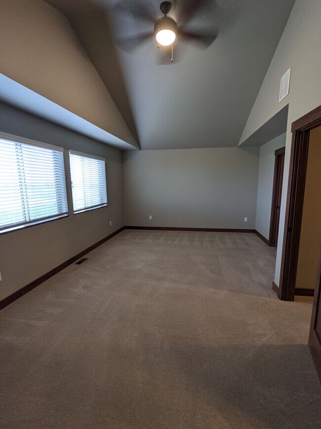 Foto del edificio - 1601 Westwood Cir