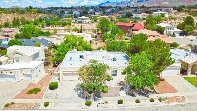 Building Photo - 6413 Brisa Del Mar Dr