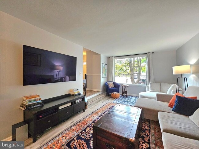 Building Photo - 2807 Lafora Ct