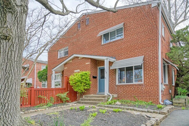 Foto del edificio - 113 E Taylor Run Pkwy