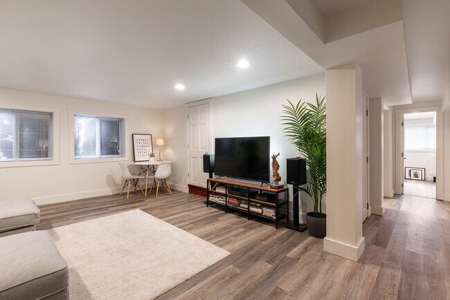 Foto del edificio - 12840 Renton Ave S