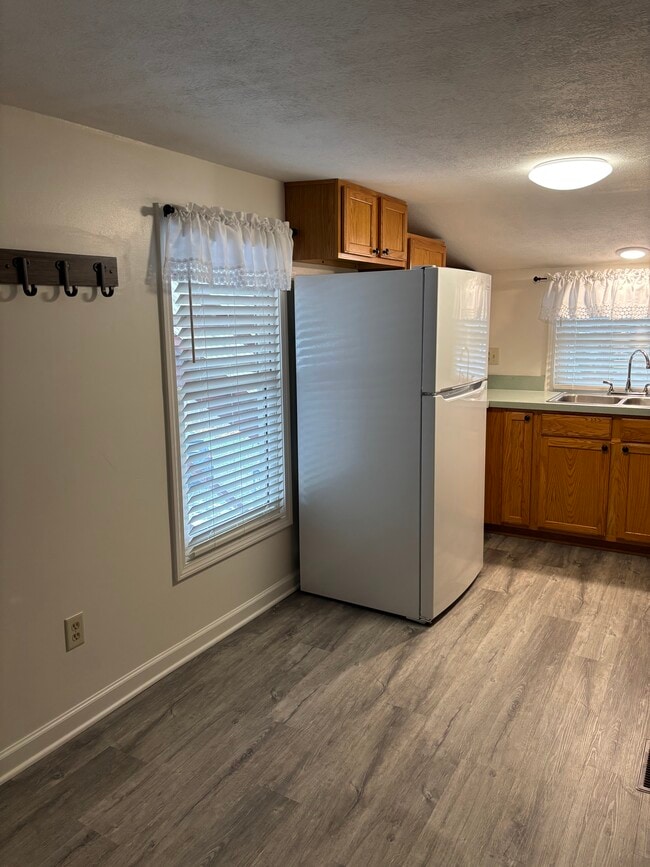 Foto del edificio - 205 S Ottawa St