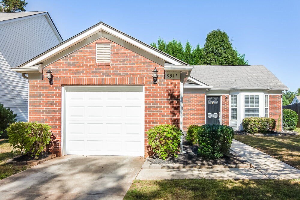 Primary Photo - 9517 Bird Watch Ln