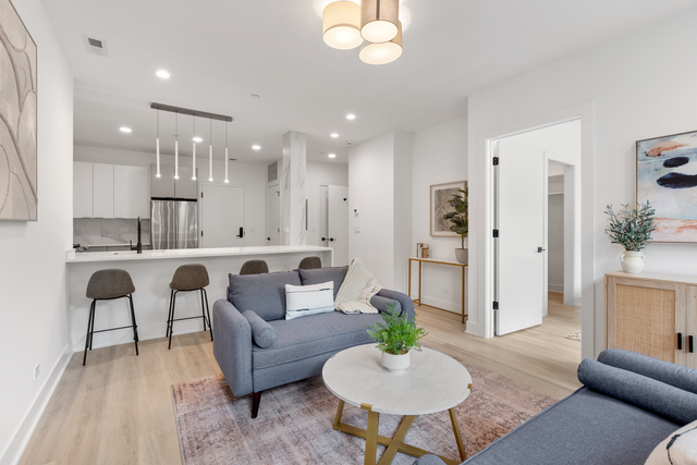 Foto del edificio - 3821 N Ashland Ave