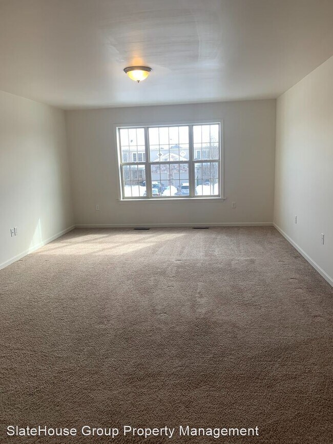 Building Photo - 3 br, 2.5 bath House - 152 Nicole St