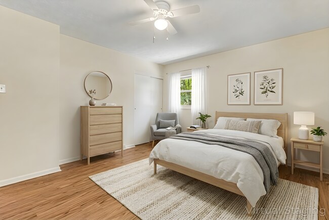 Foto del edificio - Lovely, Remodeled 3-Bedroom Home in West Asheville with Fenced-In Yard (6 or 12 Month Lease Options)