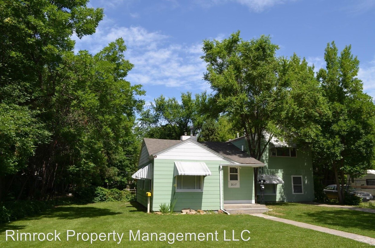 Primary Photo - 2 br, 2 bath Apartment - 2017 8th Ave North