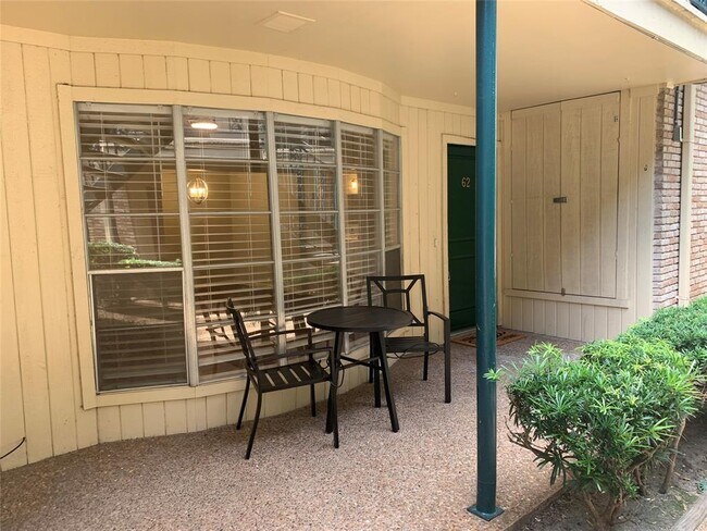 Foto del edificio - 800 Post Oak Blvd