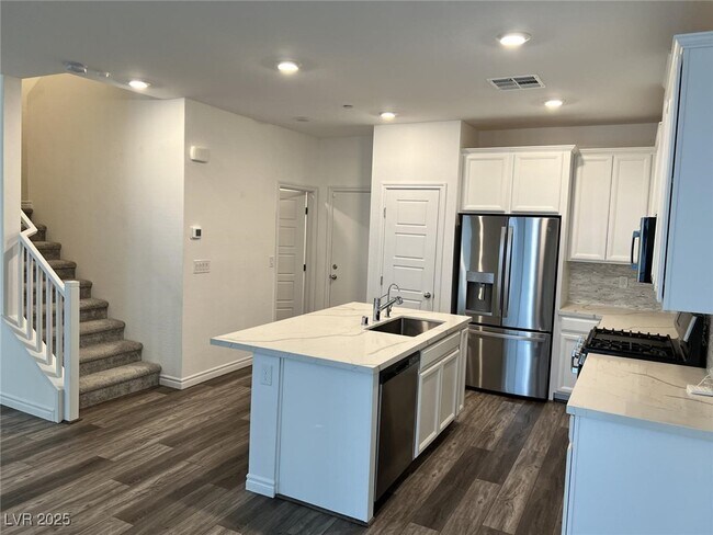Foto del edificio - 7360 N Decatur Blvd