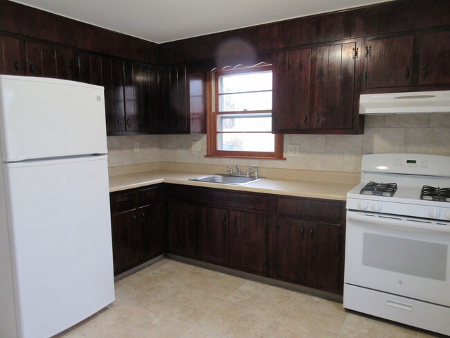 Building Photo - 26 Lownds Dr