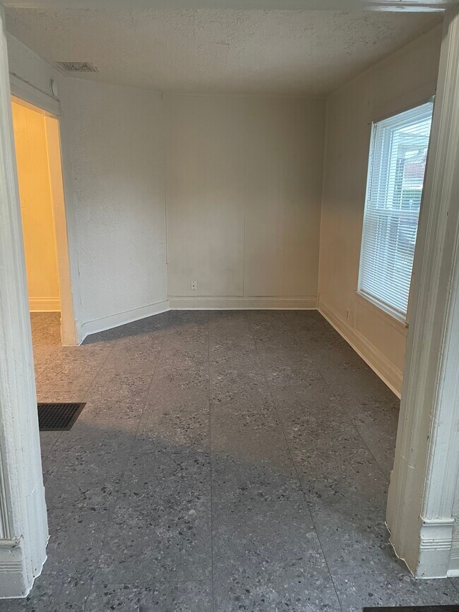 505 Madison St Unit 505, Fort Wayne, IN 46802 Apartments in Fort