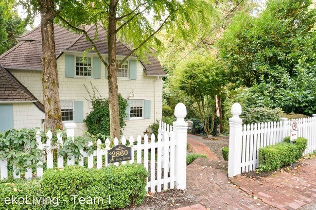 Building Photo - 3 br, 1.5 bath House - 2860 SW Fern Street