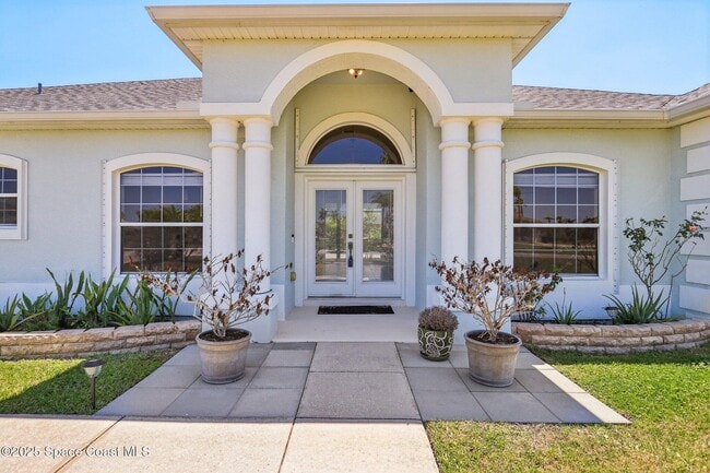 Foto del edificio - 929 Hialeah St