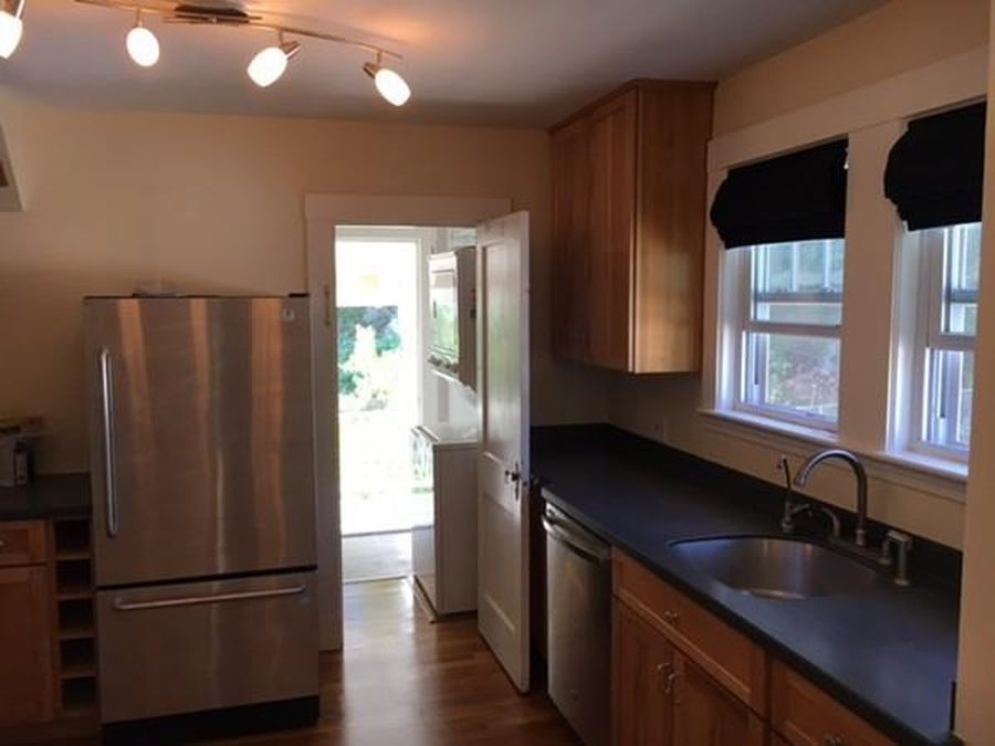 Kitchen - 10 Chandler St