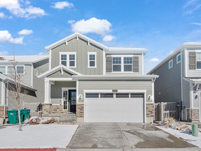 Foto del edificio - 4638 Tulip Ln