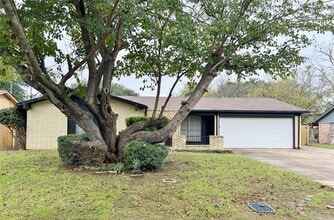 Building Photo - 5652 Conlin Dr