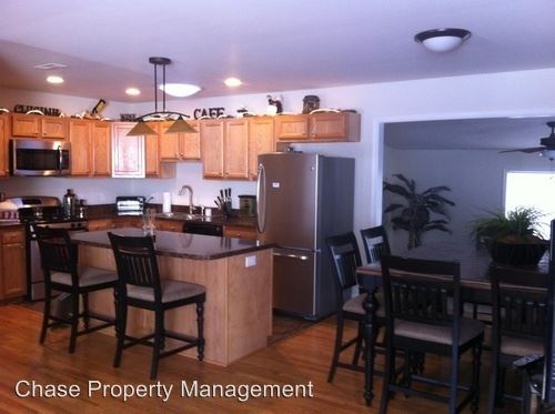 Foto del edificio - 825 Windsor Rd