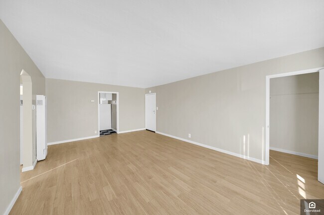 Building Photo - 1311 97th Ave
