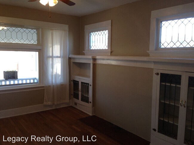 Building Photo - 5114 SE Holgate Blvd