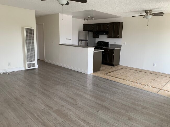 Foto del edificio - 402 N Ardmore Ave