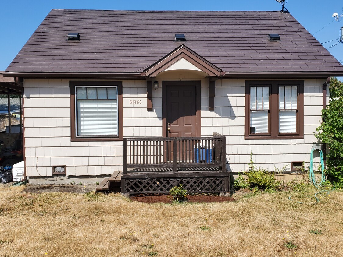 88180 6th St, OR 97487 House Rental in OR