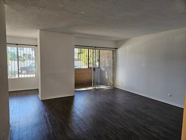 Interior Photo - The Benezra Family Limited Partnership 2 LP