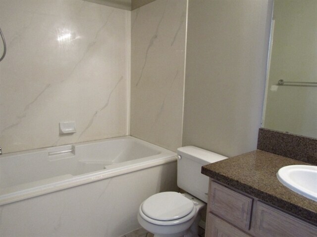 Building Photo - 32 E 2200 S