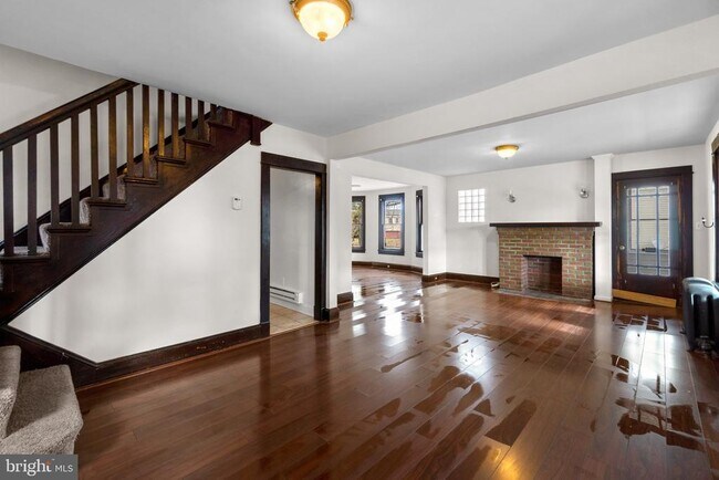 Foto del edificio - 8904 Church Ln