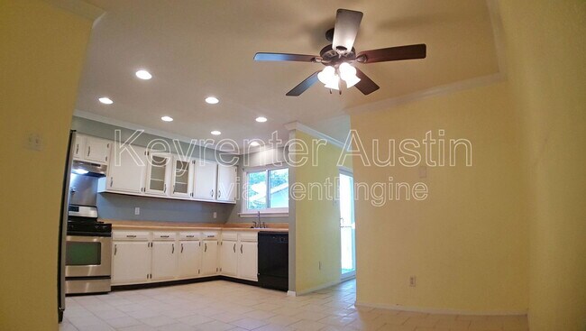 Foto del edificio - 11212 Slippery Elm Trail