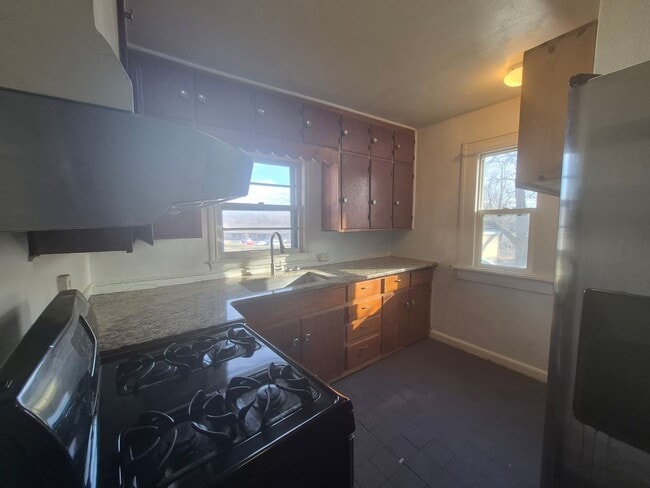 Building Photo - Affordable 2 bedroom rental home!