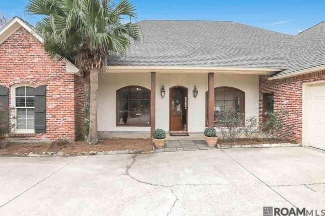 Building Photo - 3030 Laurel Plantation Ave