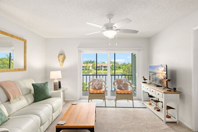 Foto del edificio - 240 Cypress Ln