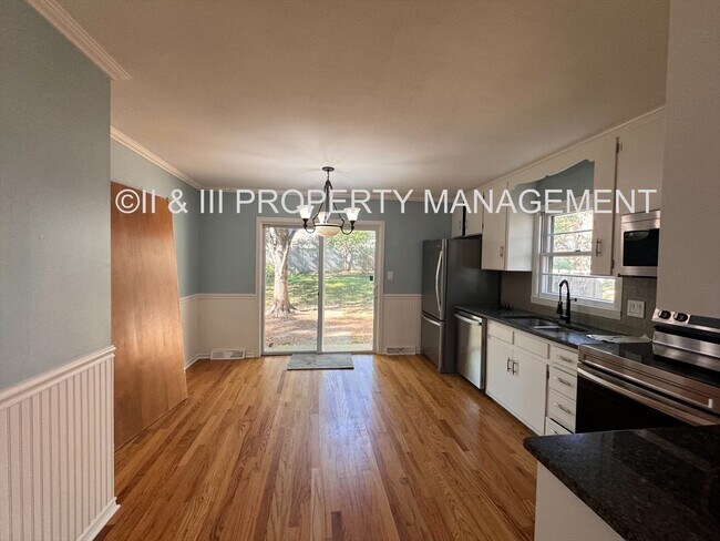 Foto del edificio - 9508 Outlook Dr