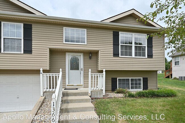 Building Photo - 3 br, 3 bath House - 13660 Hunter Drive