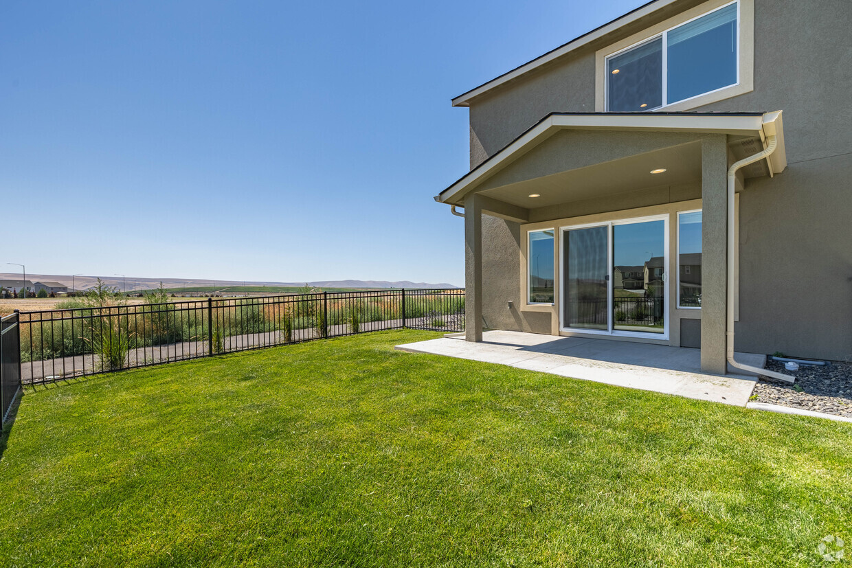 Primary Photo - West Vine Townhomes