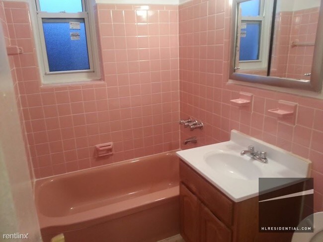Foto del edificio - 720 E 32nd St