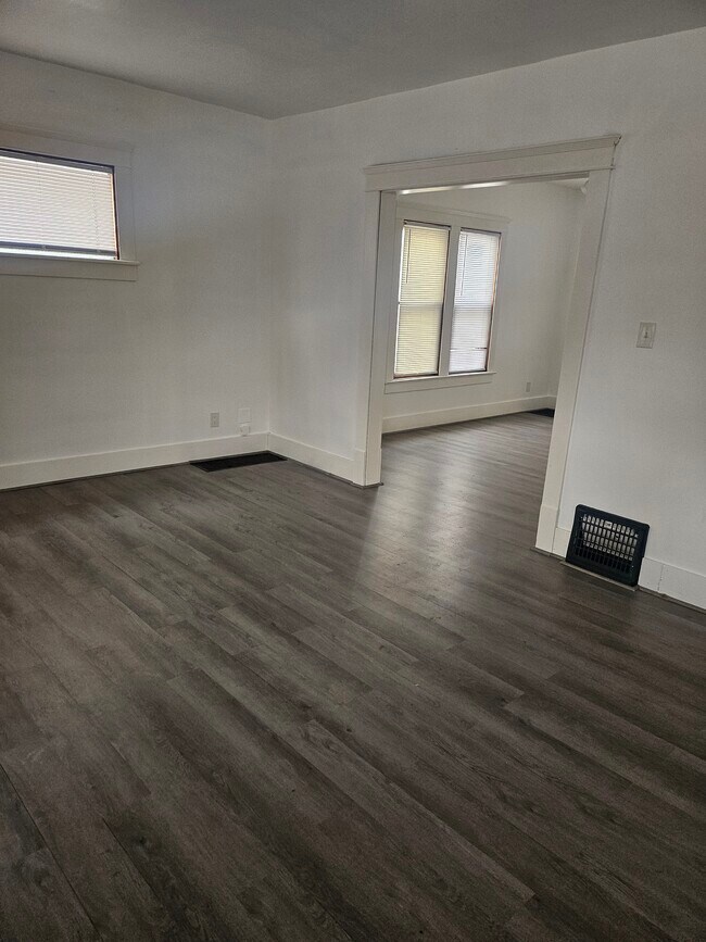 Foto del edificio - 967 Davis St