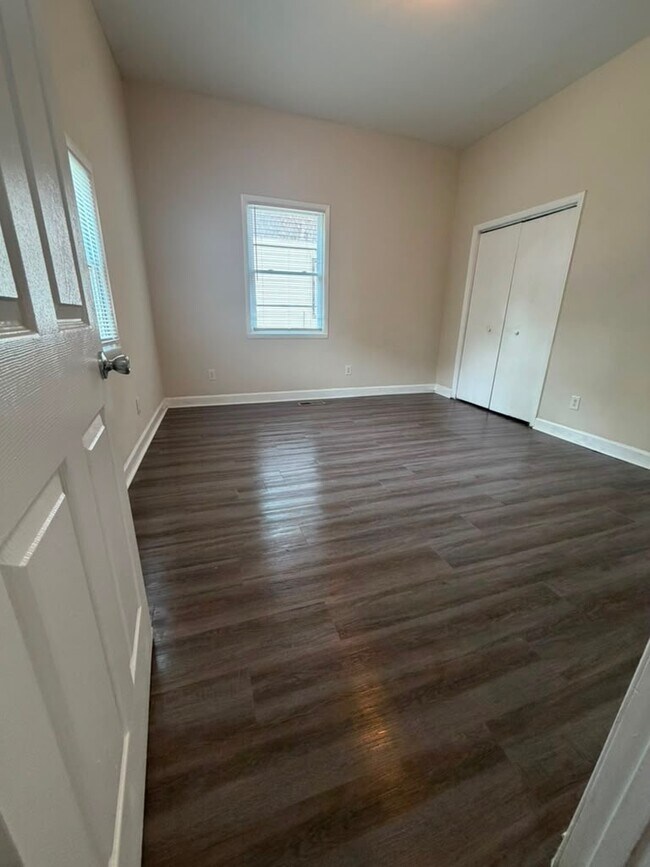Foto del edificio - 910 Chicamauga Ave