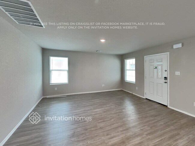 Foto del edificio - 3322 Carducci Dr