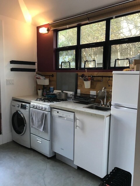 Foto del edificio - 1109 Stannage Ave