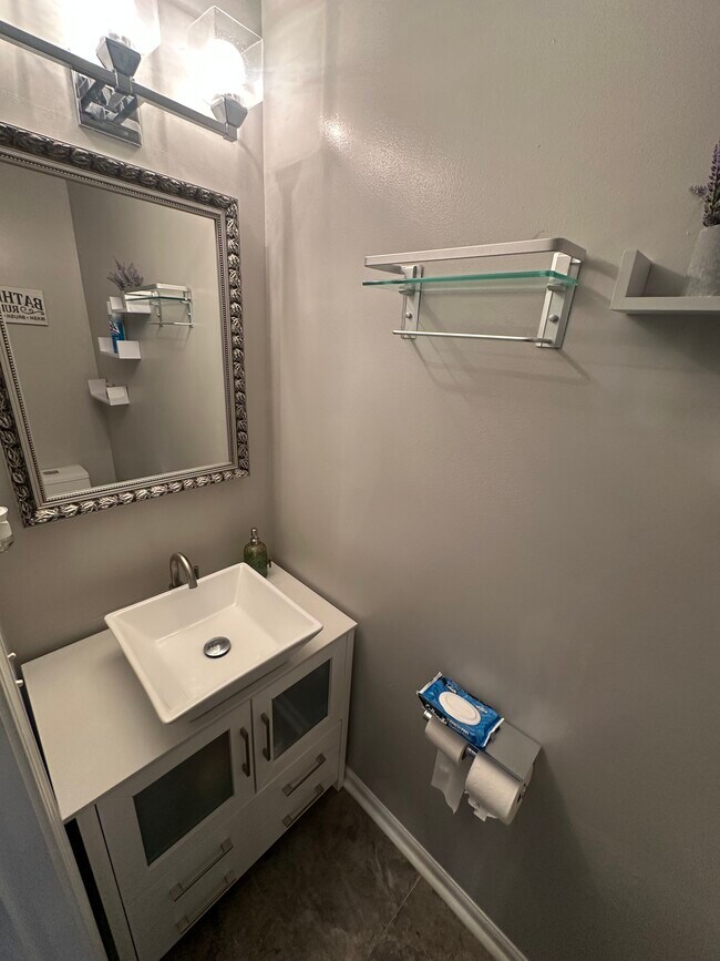 Foto del edificio - 4166 Winston Cir