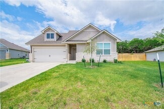 Building Photo - 1719 Cedrus Dr