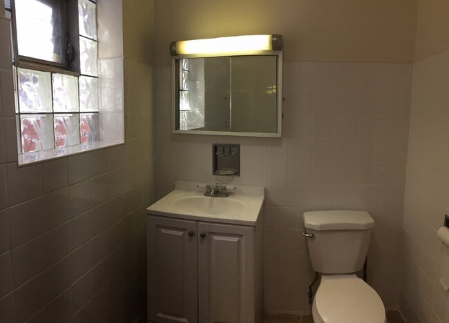 Foto del edificio - 2934 S Keeley St