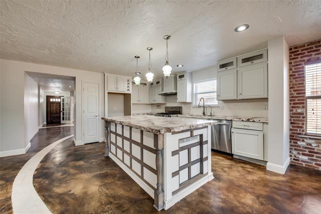 Building Photo - 2125 Lone Pecan Dr