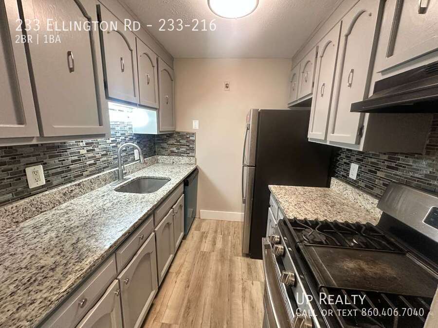 Photo - 233 Ellington Rd-233-216