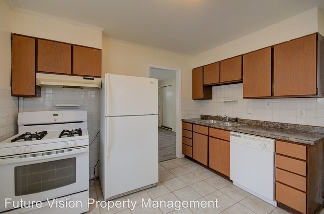 Foto del edificio - 3 br, 1 bath House - 2305 Madonna Ave