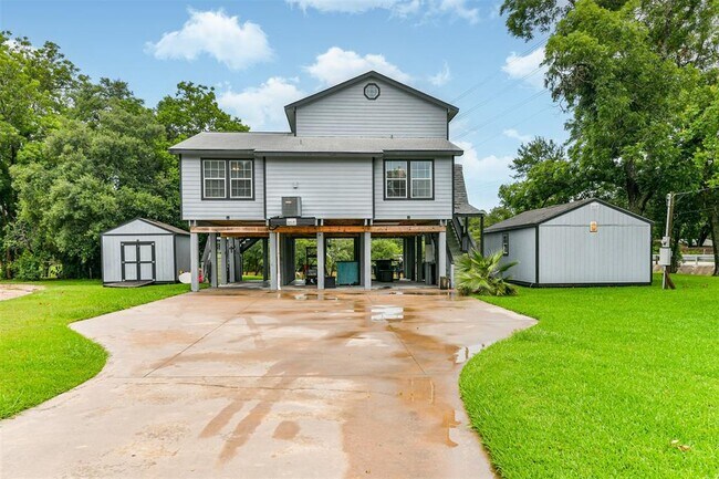 Foto del edificio - 7806 Burgess Rd