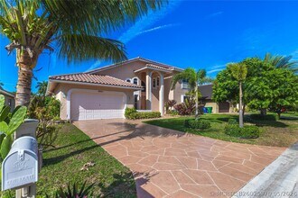 Building Photo - 9901 NW 48th Ct