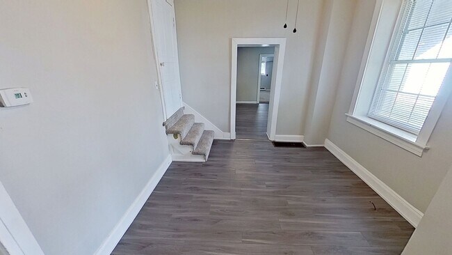 Foto del edificio - 1st Floor Apartment