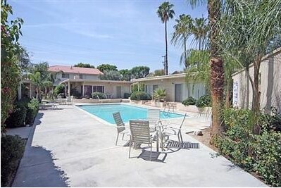 Pool - 74601-74615 Shadow Hills Rd